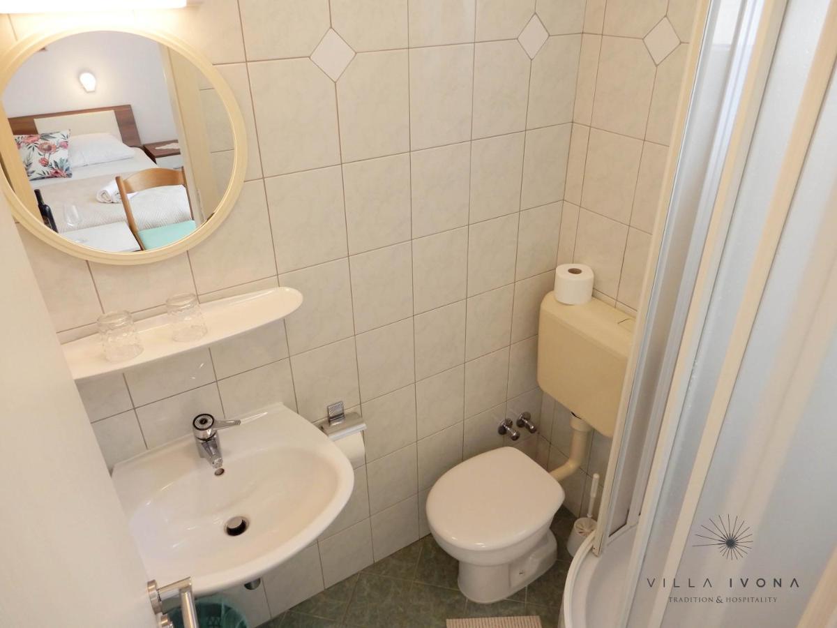 Bed And Breakfast Ivona Baška Voda Kültér fotó