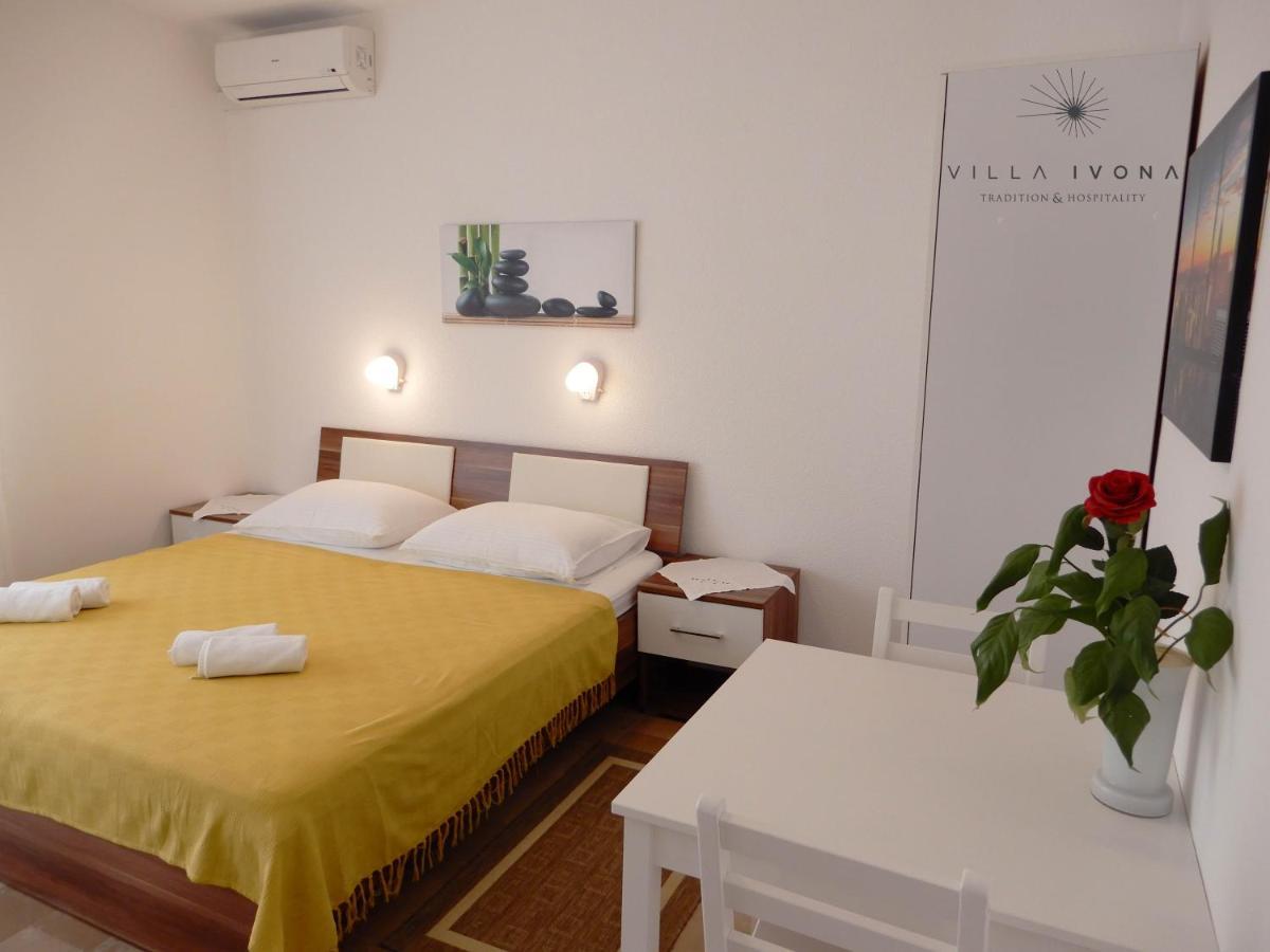 Bed And Breakfast Ivona Baška Voda Kültér fotó